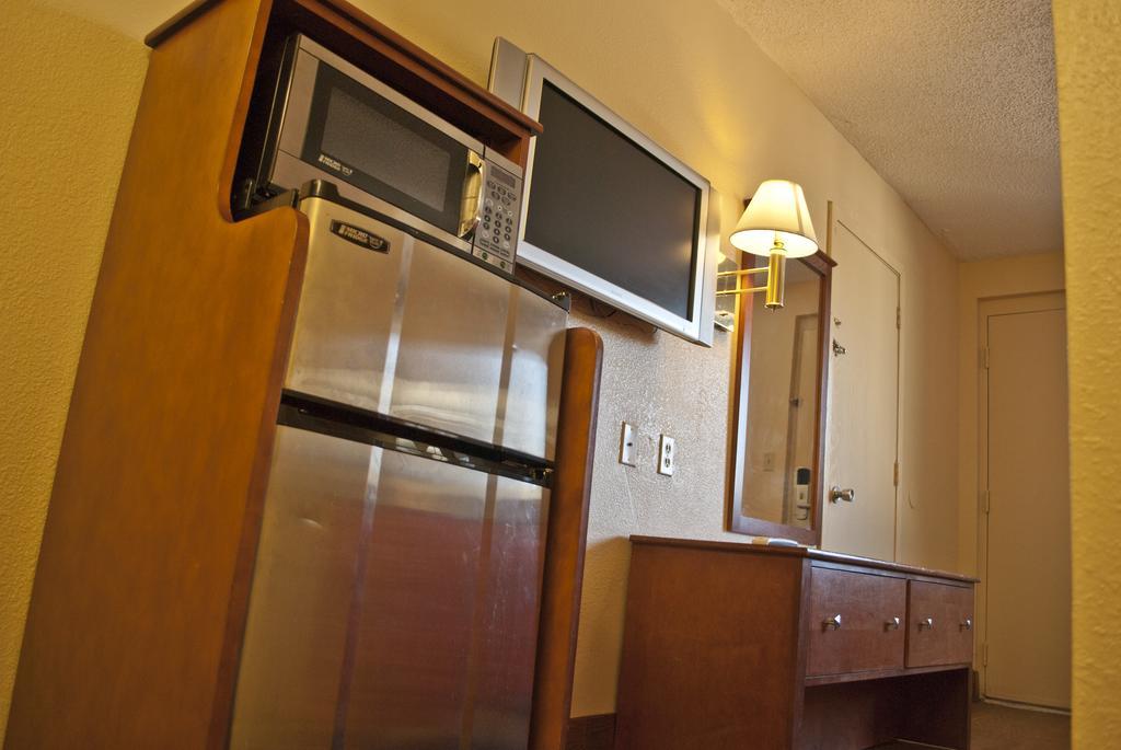 Bama Inn Huntsville Bilik gambar