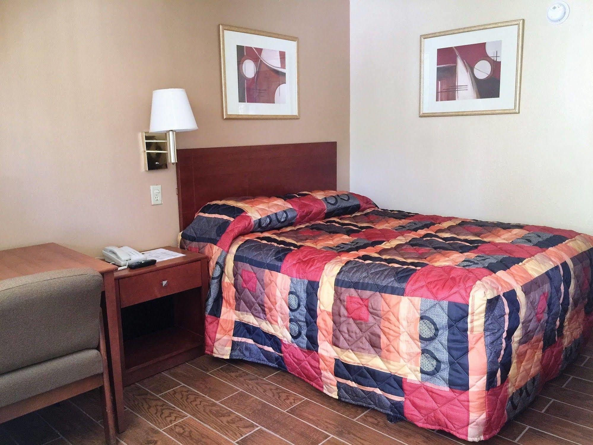 Bama Inn Huntsville Luaran gambar